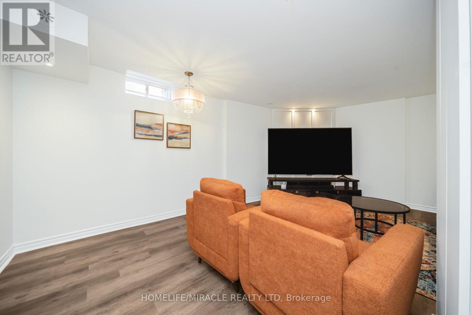 2 Aspen Hills Road, Brampton, Ontario  L6Y 6E3 - Photo 32 - W12975542