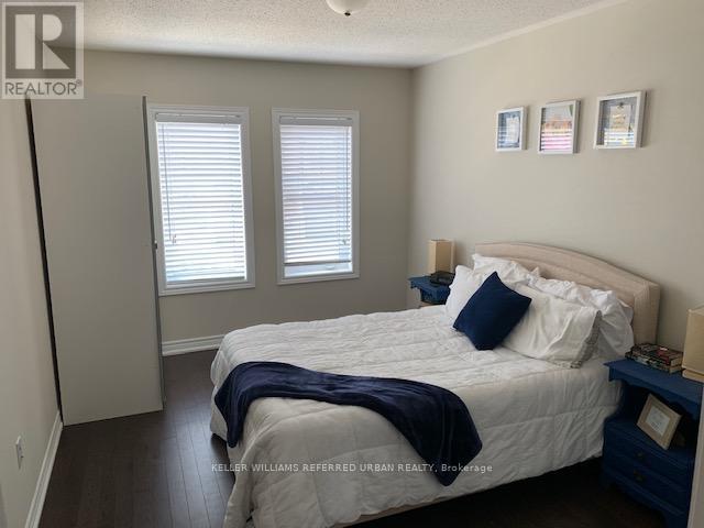 23 Morra Avenue, Caledon, Ontario  L7E 4K5 - Photo 5 - W12975562