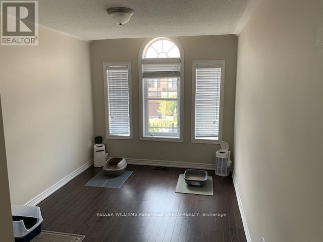 23 Morra Avenue, Caledon, Ontario  L7E 4K5 - Photo 6 - W12975562