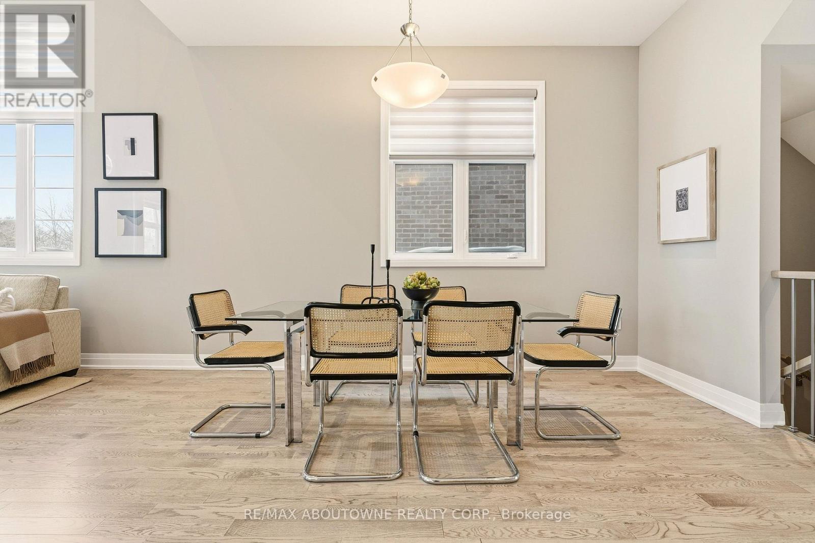 1456 Ford Strathy Crescent, Oakville, Ontario  L6H 3W9 - Photo 22 - W12975570