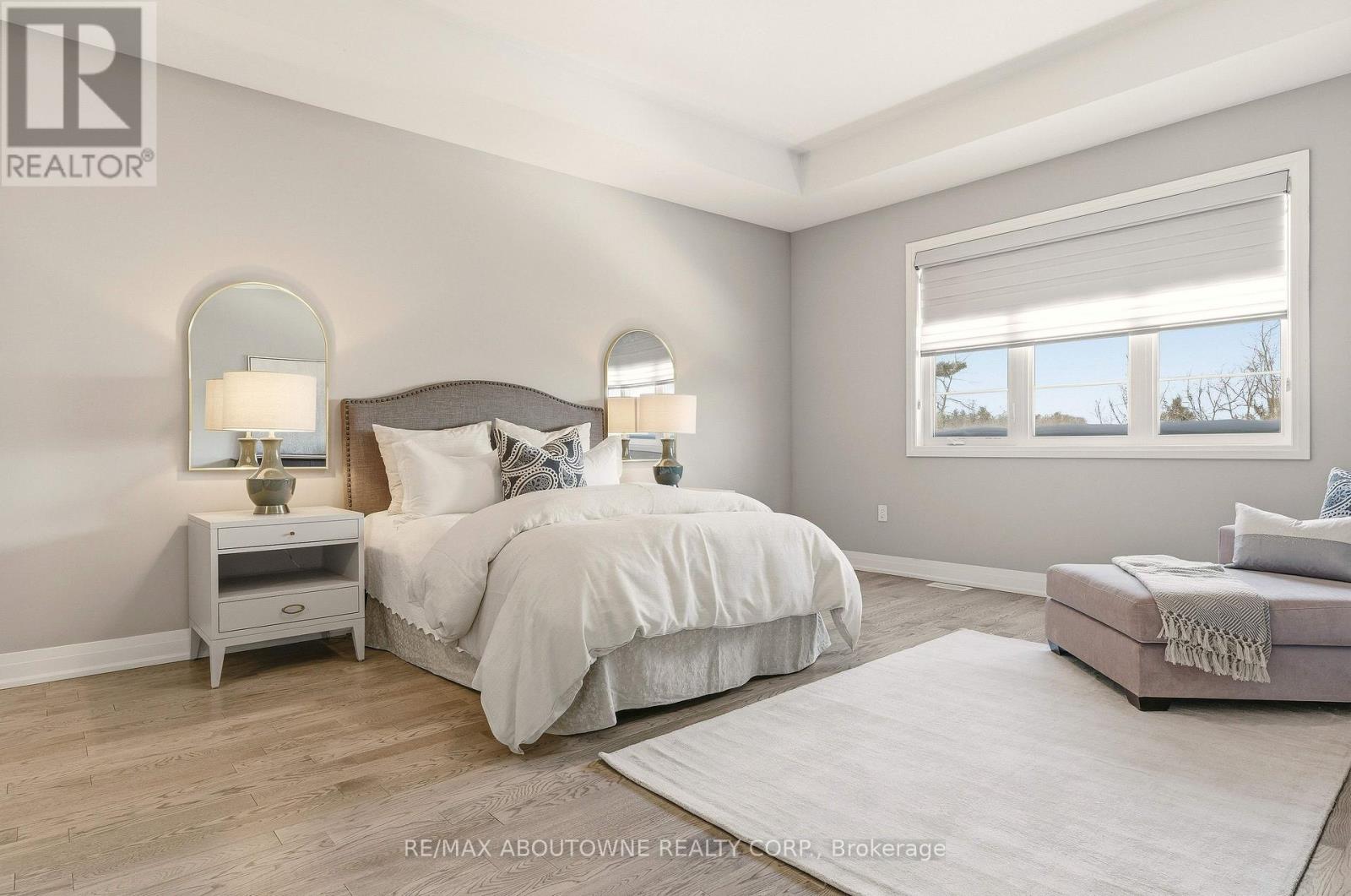 1456 Ford Strathy Crescent, Oakville, Ontario  L6H 3W9 - Photo 31 - W12975570