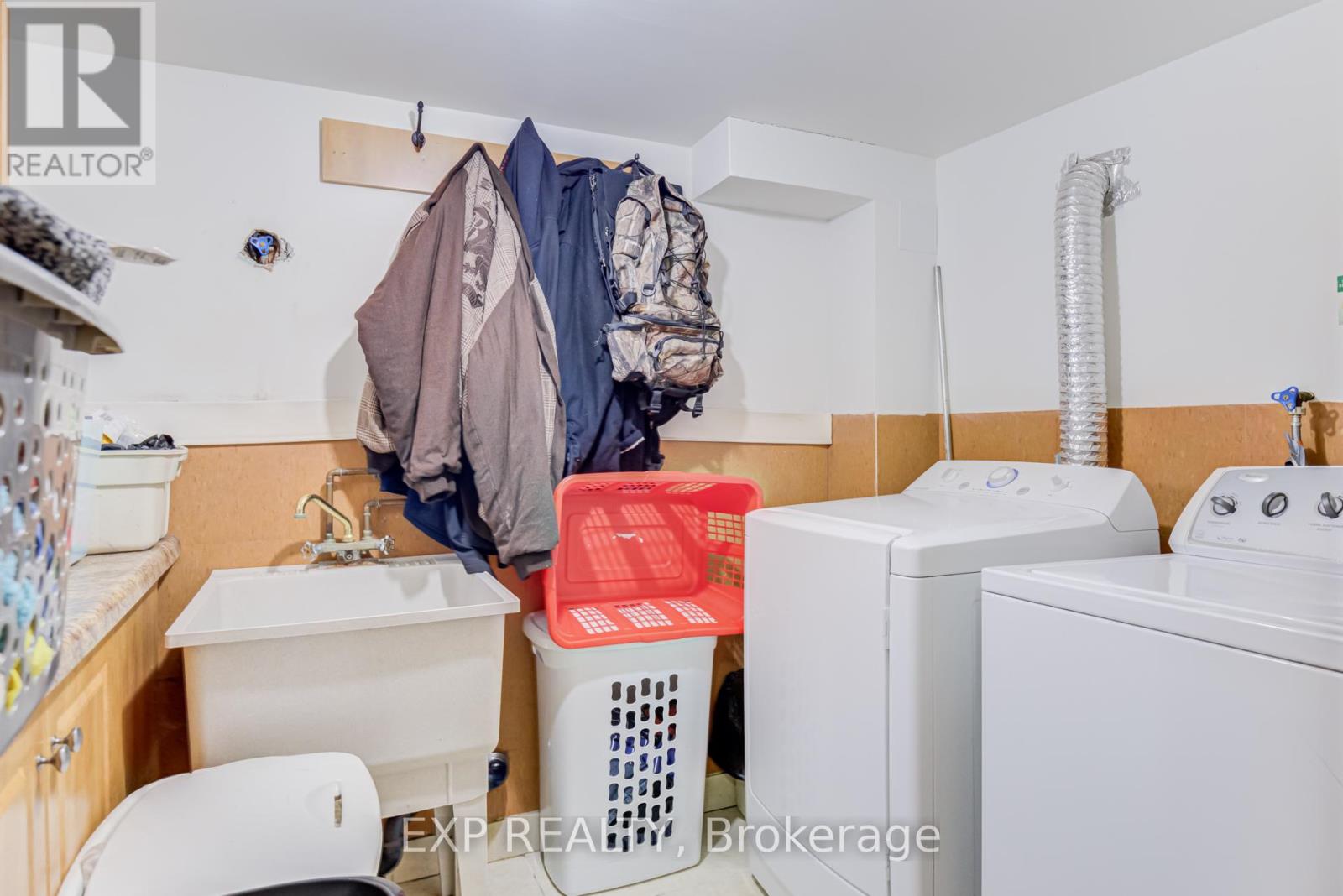 444 Maybank Avenue, Toronto, Ontario  M6N 3S8 - Photo 23 - W12975632