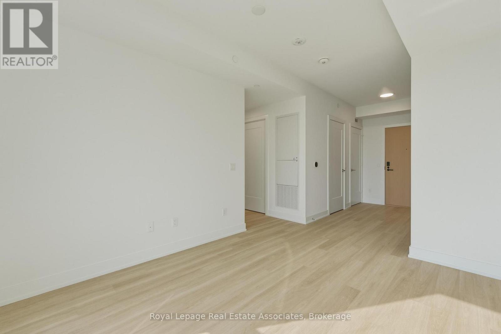 1507 - 25 Cordova Avenue, Toronto, Ontario  M9A 0E5 - Photo 8 - W12975648