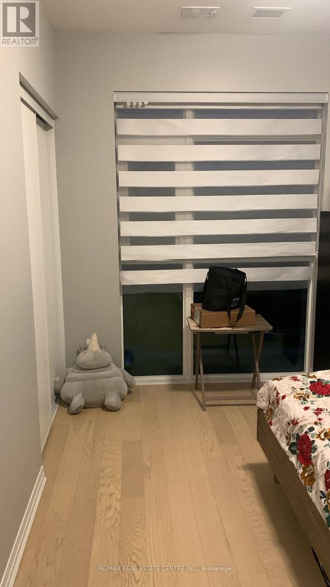 401 - 460 Gordon Krantz Avenue, Milton, Ontario  L9E 1Z2 - Photo 6 - W12975668