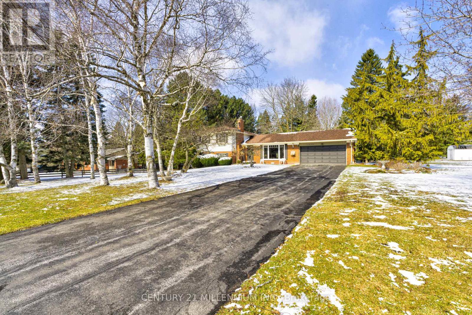 1659 Hawthorn Avenue, Caledon, Ontario  L7K 0X2 - Photo 3 - W12975674