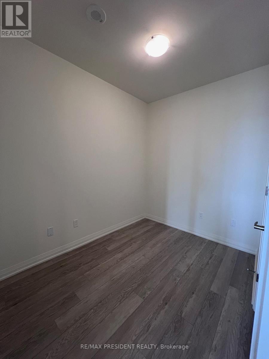 409 - 3006 William Cutmore Boulevard, Oakville, Ontario  L6H 8A4 - Photo 8 - W12975724