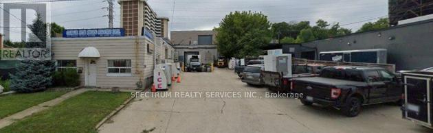 464 GILBERT AVENUE, Toronto, Ontario