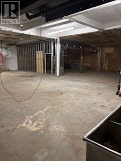 464 Gilbert Avenue, Toronto (Caledonia-Fairbank), Ontario  M6E 4X5 - Photo 14 - W12975734