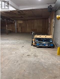 464 Gilbert Avenue, Toronto (Caledonia-Fairbank), Ontario  M6E 4X5 - Photo 15 - W12975734