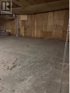 464 Gilbert Avenue, Toronto (Caledonia-Fairbank), Ontario  M6E 4X5 - Photo 16 - W12975734