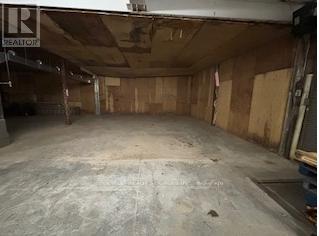 464 Gilbert Avenue, Toronto (Caledonia-Fairbank), Ontario  M6E 4X5 - Photo 8 - W12975734