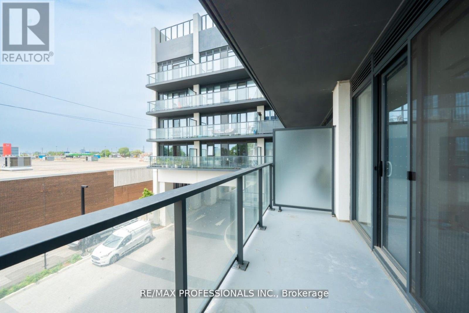 305 - 36 Zorra Street, Toronto, Ontario  M8Z 0G5 - Photo 19 - W12975746