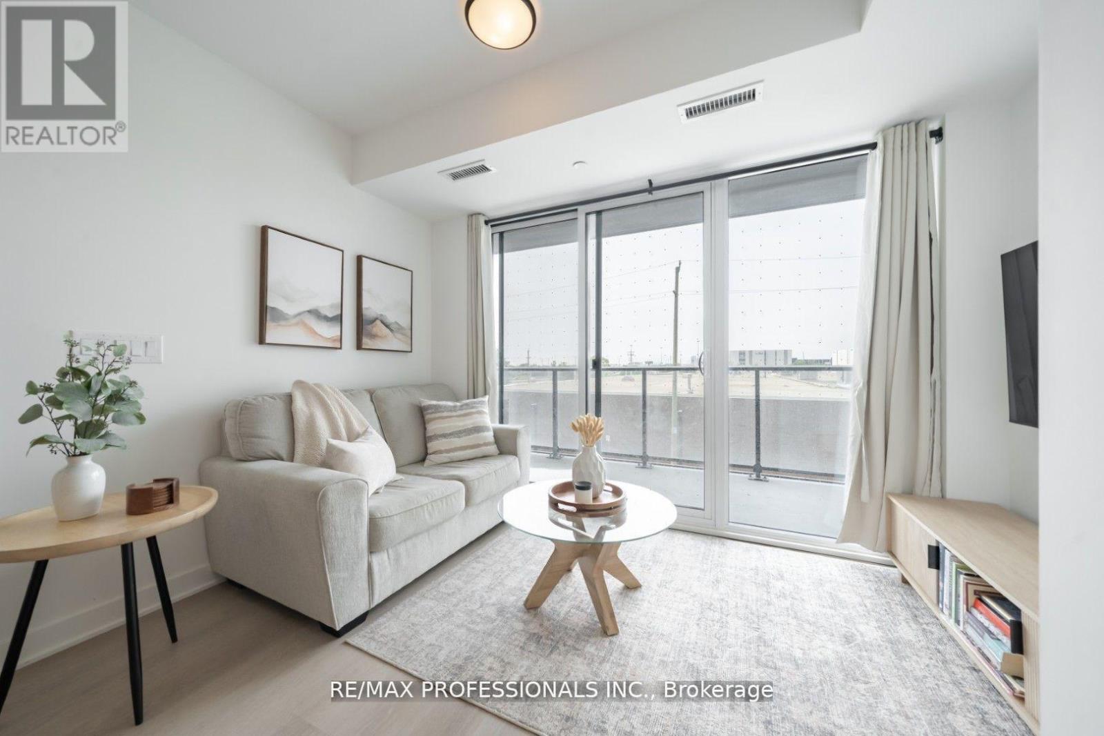 305 - 36 Zorra Street, Toronto, Ontario  M8Z 0G5 - Photo 7 - W12975746