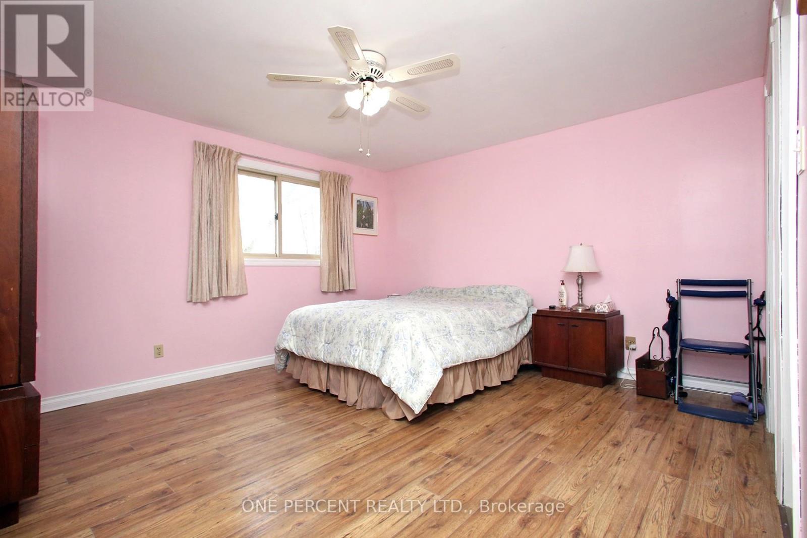 1321 Sixth Line, Oakville, Ontario  L6H 1X3 - Photo 15 - W12975758