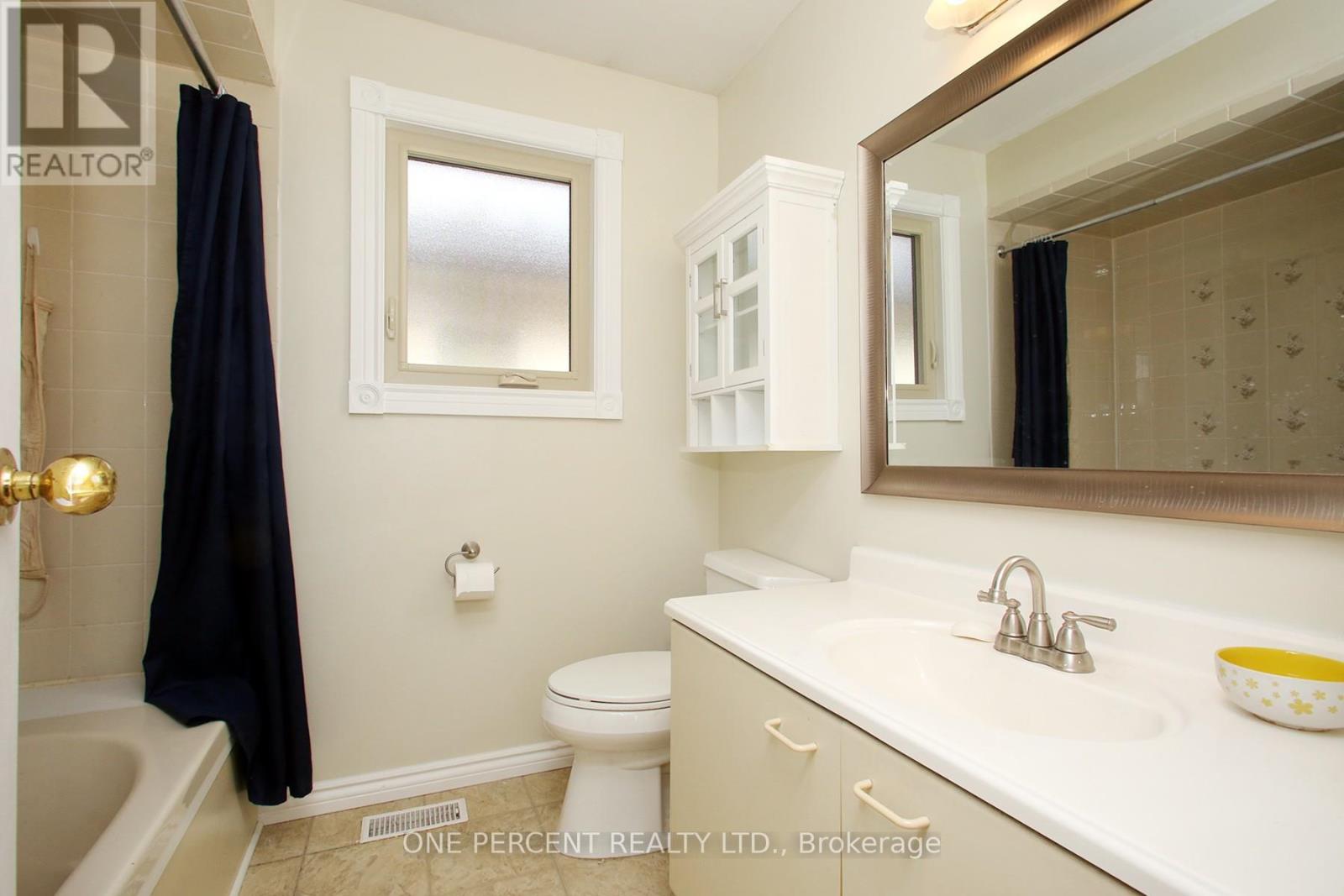 1321 Sixth Line, Oakville, Ontario  L6H 1X3 - Photo 19 - W12975758