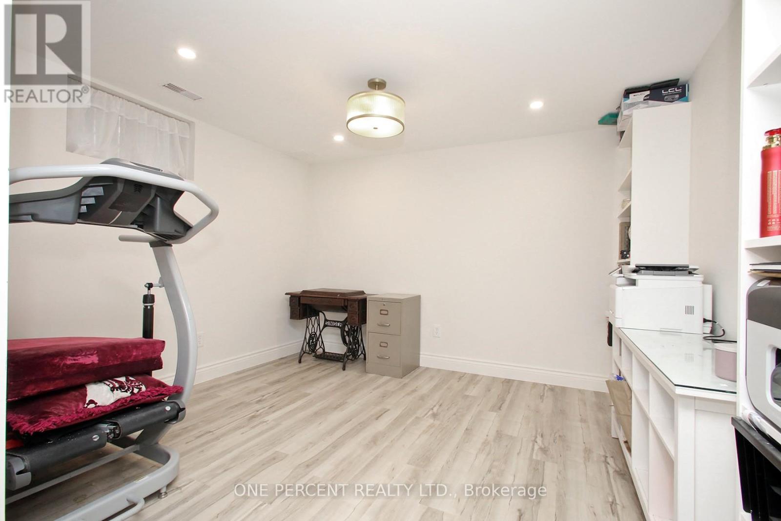 1321 Sixth Line, Oakville, Ontario  L6H 1X3 - Photo 23 - W12975758