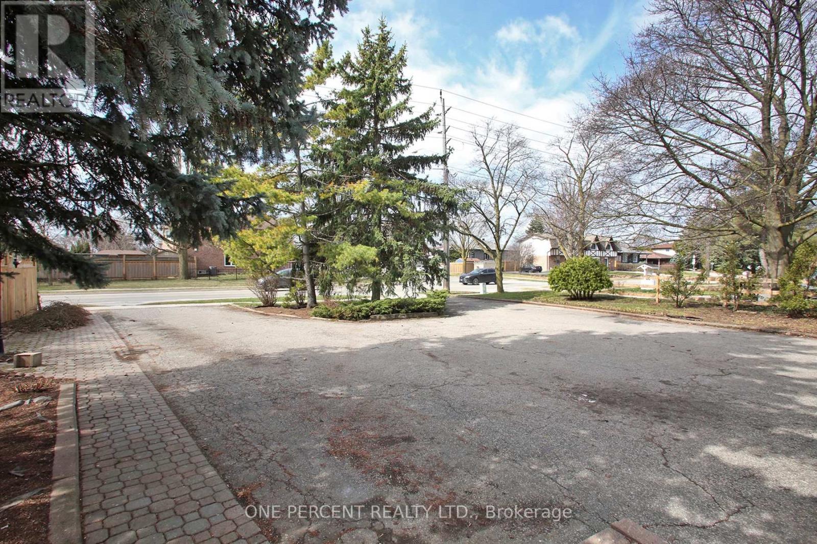 1321 Sixth Line, Oakville, Ontario  L6H 1X3 - Photo 31 - W12975758