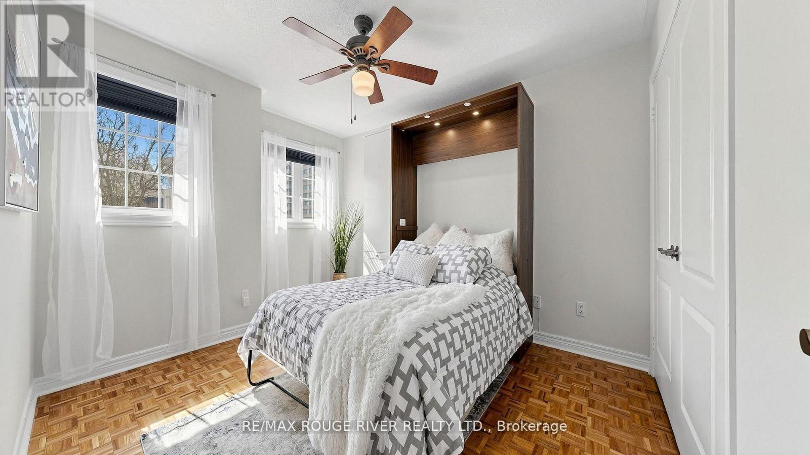 186 Brandon Avenue, Toronto, Ontario  M6H 4H2 - Photo 17 - W12975762