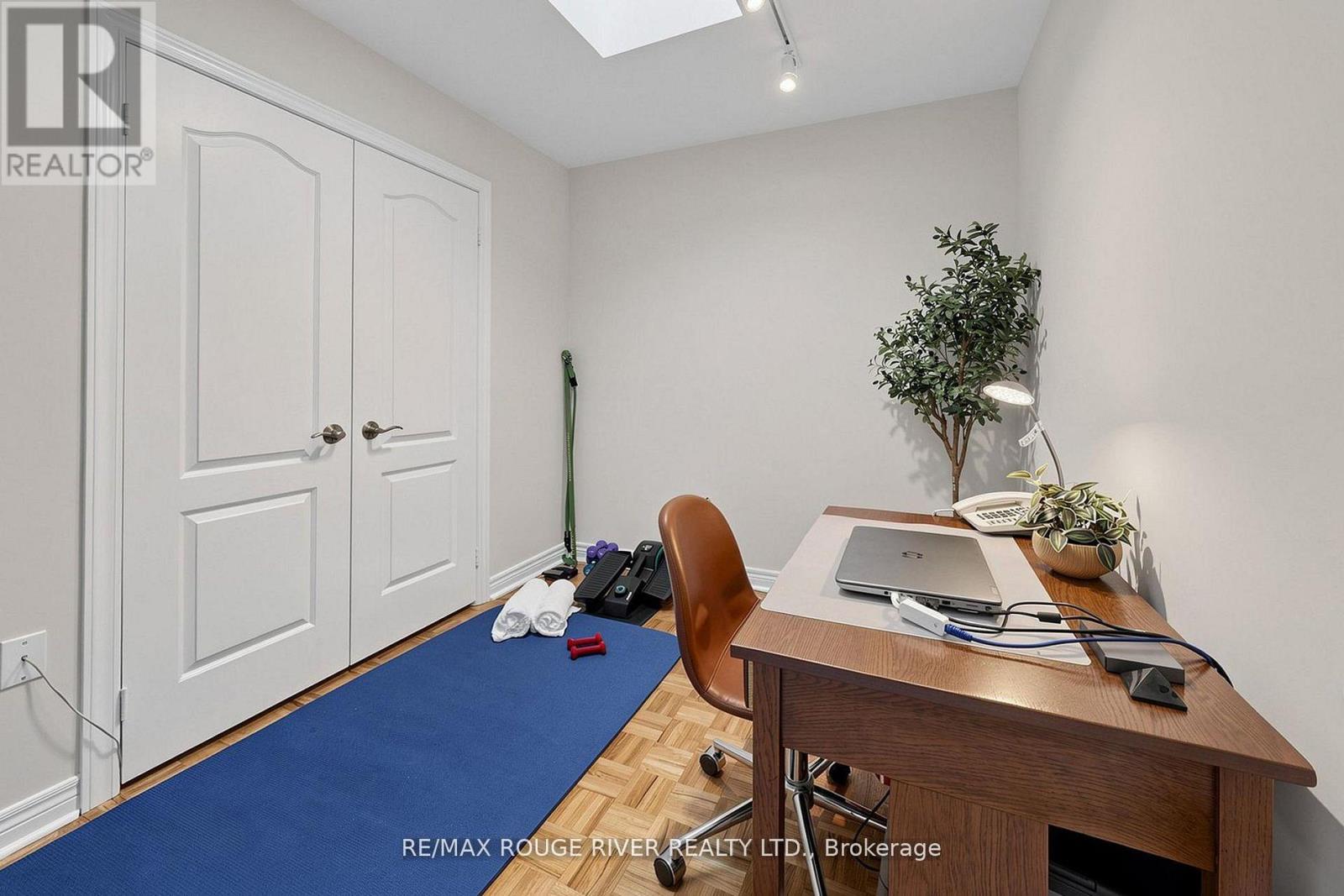 186 Brandon Avenue, Toronto, Ontario  M6H 4H2 - Photo 20 - W12975762