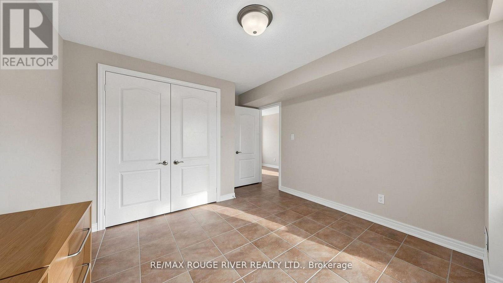 186 Brandon Avenue, Toronto, Ontario  M6H 4H2 - Photo 26 - W12975762