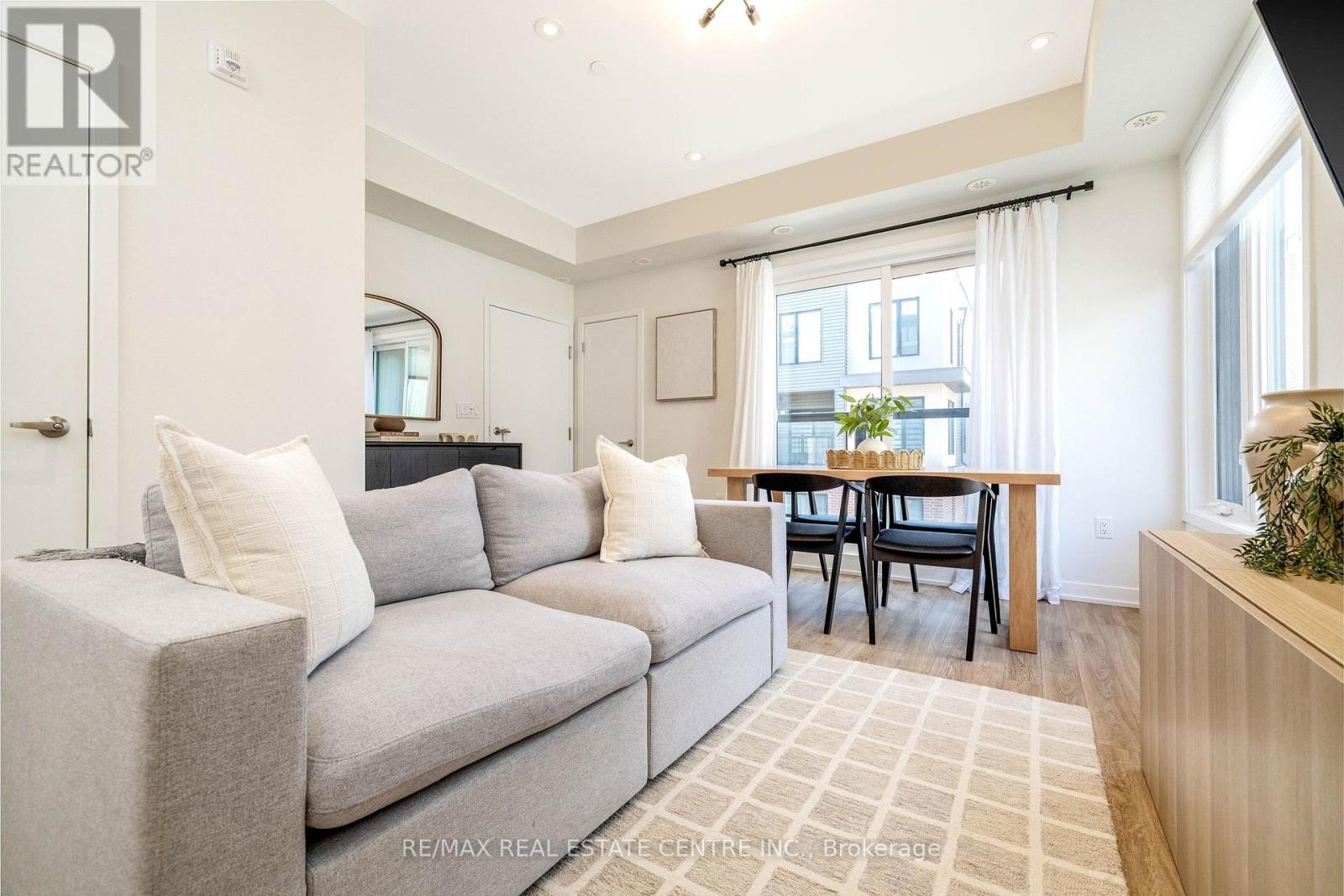 18 - 3409 Ridgeway Drive, Mississauga, Ontario  L5L 0B9 - Photo 11 - W12975766