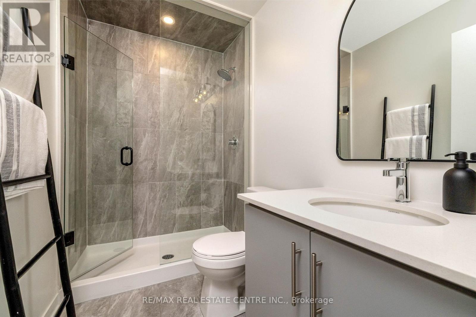 18 - 3409 Ridgeway Drive, Mississauga, Ontario  L5L 0B9 - Photo 25 - W12975766