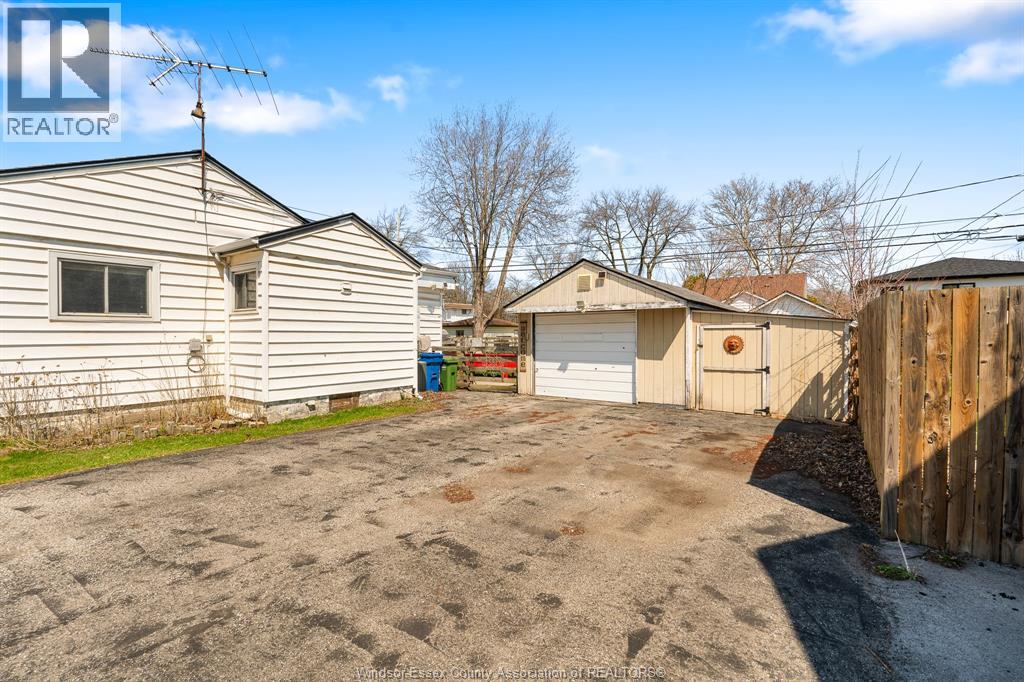 3210 Bliss Road, Windsor, Ontario  N8W 3B1 - Photo 38 - 26007509