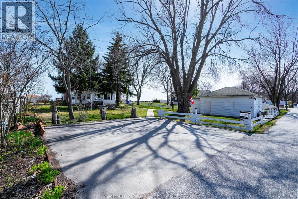 1247 Heritage Rd, Kingsville, Ontario  N9Y 2E6 - Photo 33 - 26007092