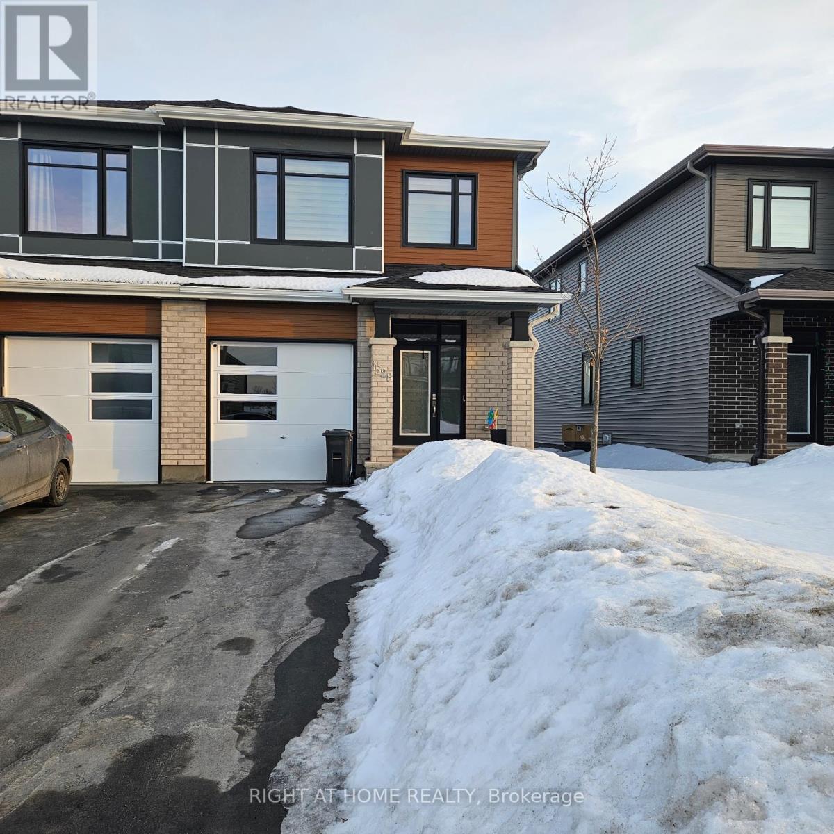 1528 QUARRY STREET, Russell, Ontario