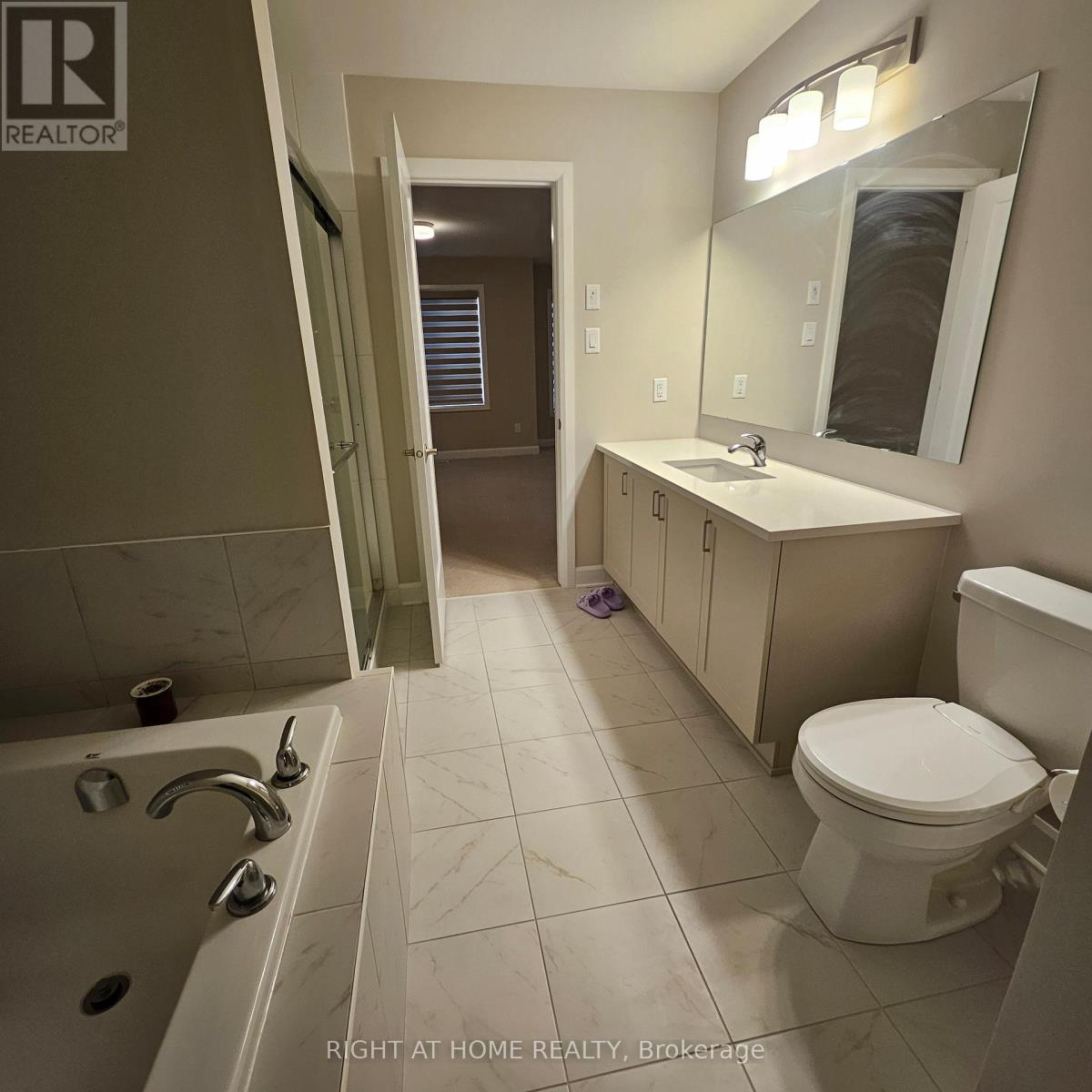 1528 Quarry Street, Russell, Ontario K4R 0G6 - Photo 9 - X12880252