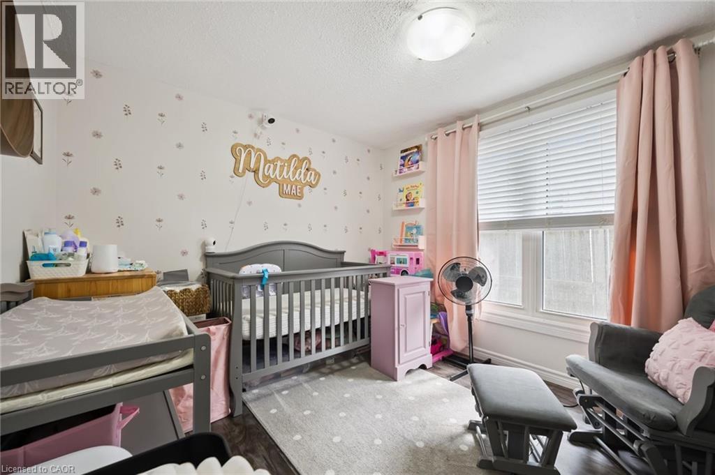 127 Kingswood Drive, Kitchener, Ontario N2E 1B2 - Photo 16 - 40819013