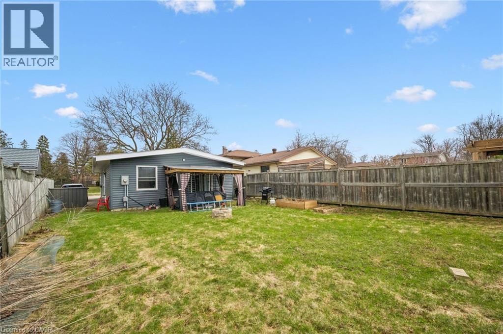 127 Kingswood Drive, Kitchener, Ontario N2E 1B2 - Photo 38 - 40819013