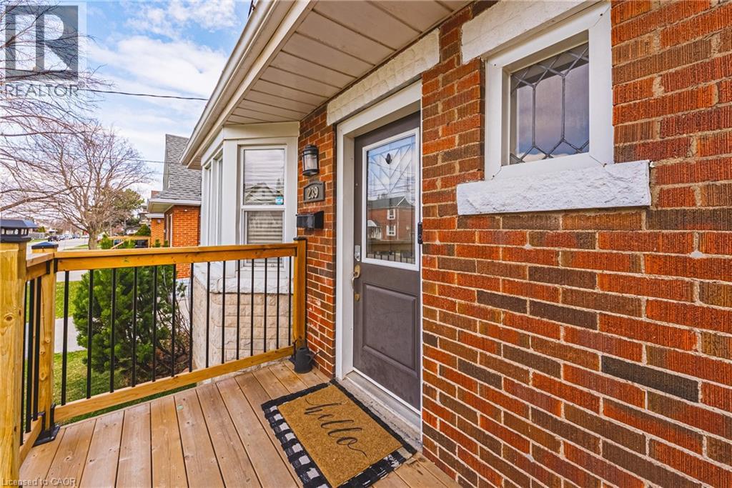 239 Rosewood Road, Hamilton, Ontario  L8K 3J5 - Photo 2 - 40817895