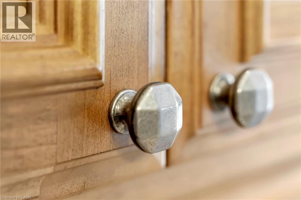 188 Blue Mountain Drive, Stoney Creek, Ontario  L0R 1P0 - Photo 14 - 40818631