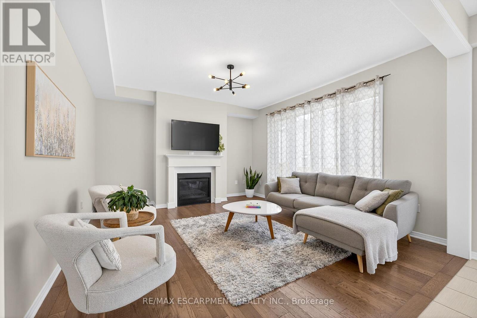 20 Armes Street, Hamilton, Ontario  L0R 1C0 - Photo 22 - X12975646