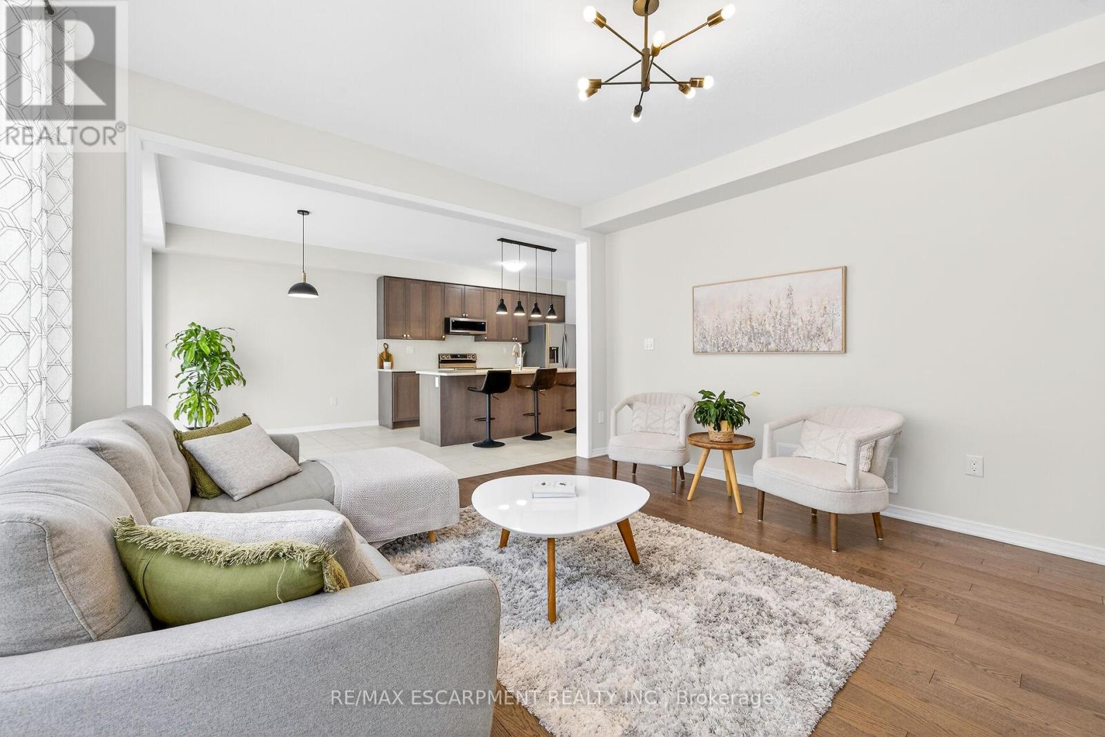 20 Armes Street, Hamilton, Ontario  L0R 1C0 - Photo 25 - X12975646