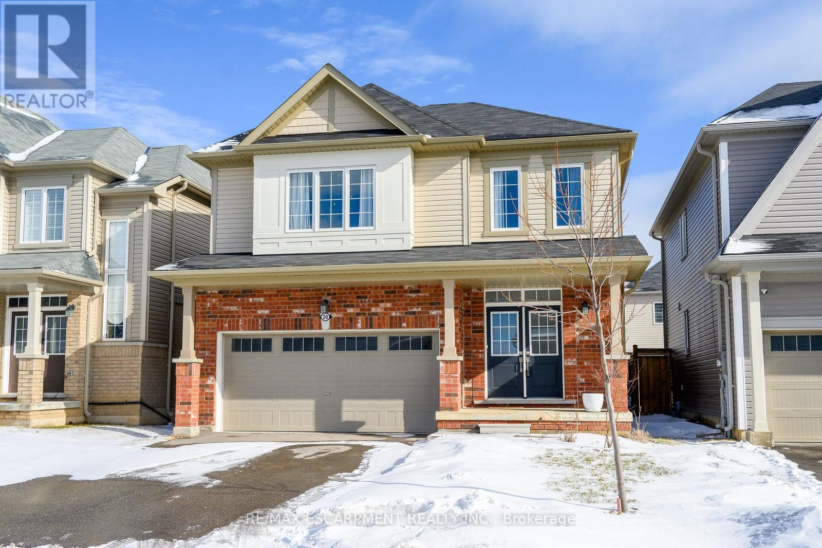 20 Armes Street, Hamilton, Ontario  L0R 1C0 - Photo 3 - X12975646