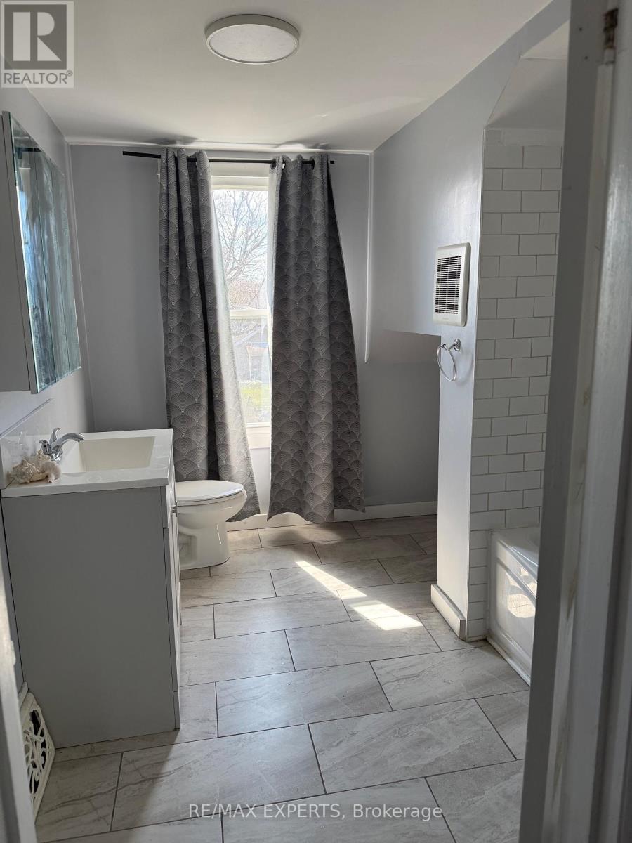 258 Dundas Street, Woodstock, Ontario  N4S 1B1 - Photo 7 - X12975718