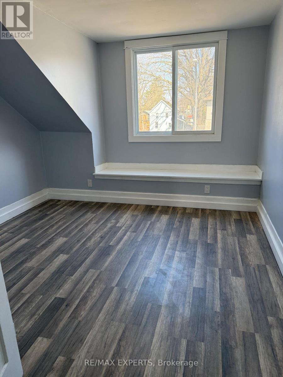 258 Dundas Street, Woodstock, Ontario  N4S 1B1 - Photo 8 - X12975718