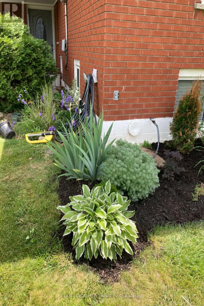 1597 Trinity Church Road, Hamilton, Ontario  L0R 1P0 - Photo 36 - X12975756