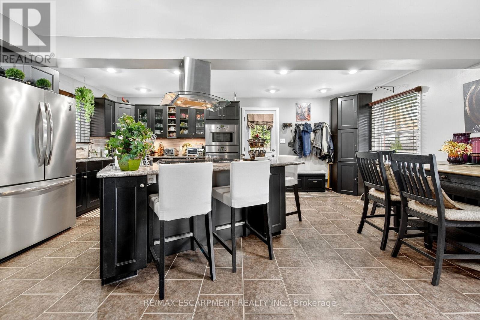 1597 Trinity Church Road, Hamilton, Ontario  L0R 1P0 - Photo 6 - X12975756