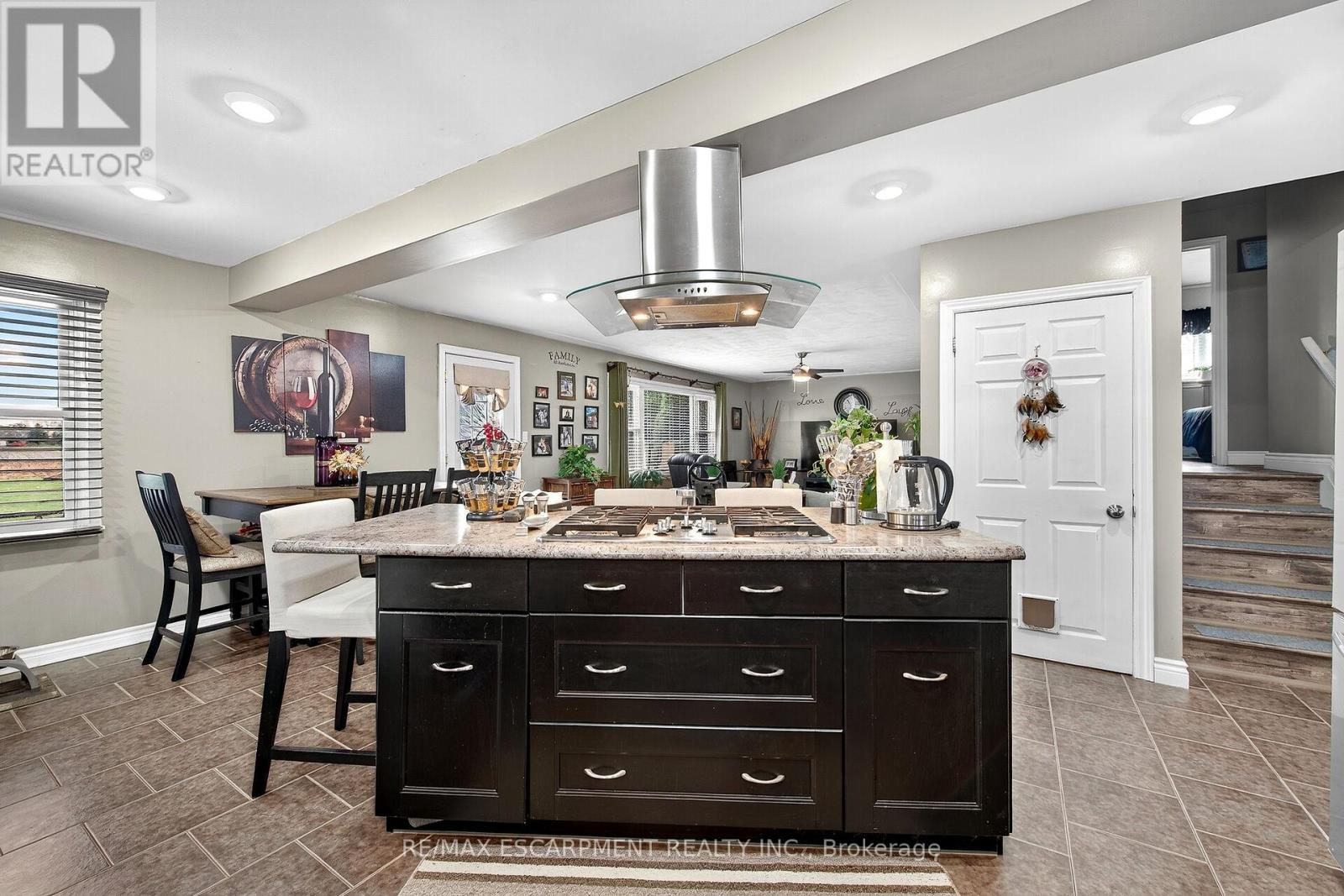 1597 Trinity Church Road, Hamilton, Ontario  L0R 1P0 - Photo 9 - X12975756