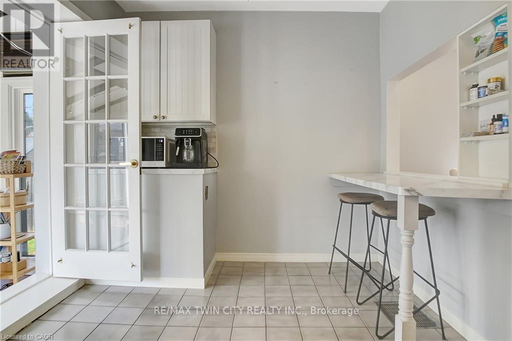 12 Murdoch Street, Cambridge, Ontario  N1R 4H4 - Photo 10 - X12975770