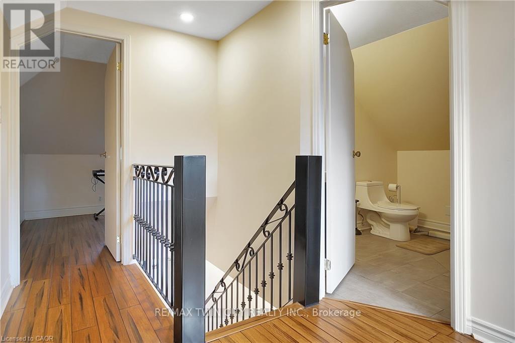 12 Murdoch Street, Cambridge, Ontario  N1R 4H4 - Photo 16 - X12975770