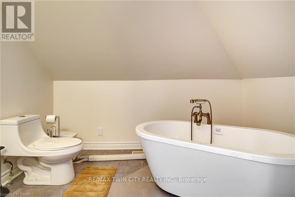 12 Murdoch Street, Cambridge, Ontario  N1R 4H4 - Photo 18 - X12975770