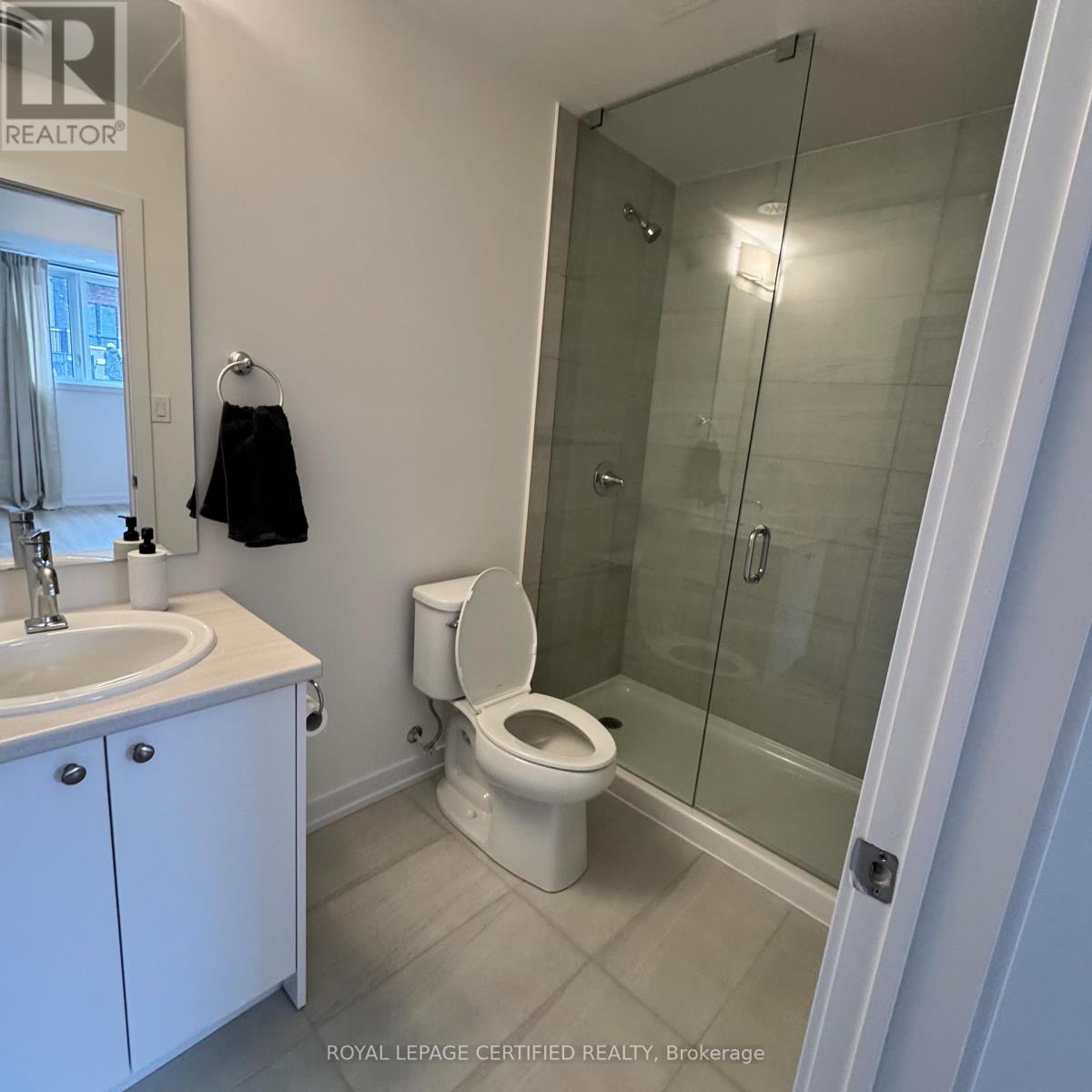 P16 - 25 Palace Street, Kitchener, Ontario  N2E 0L2 - Photo 10 - X12975800