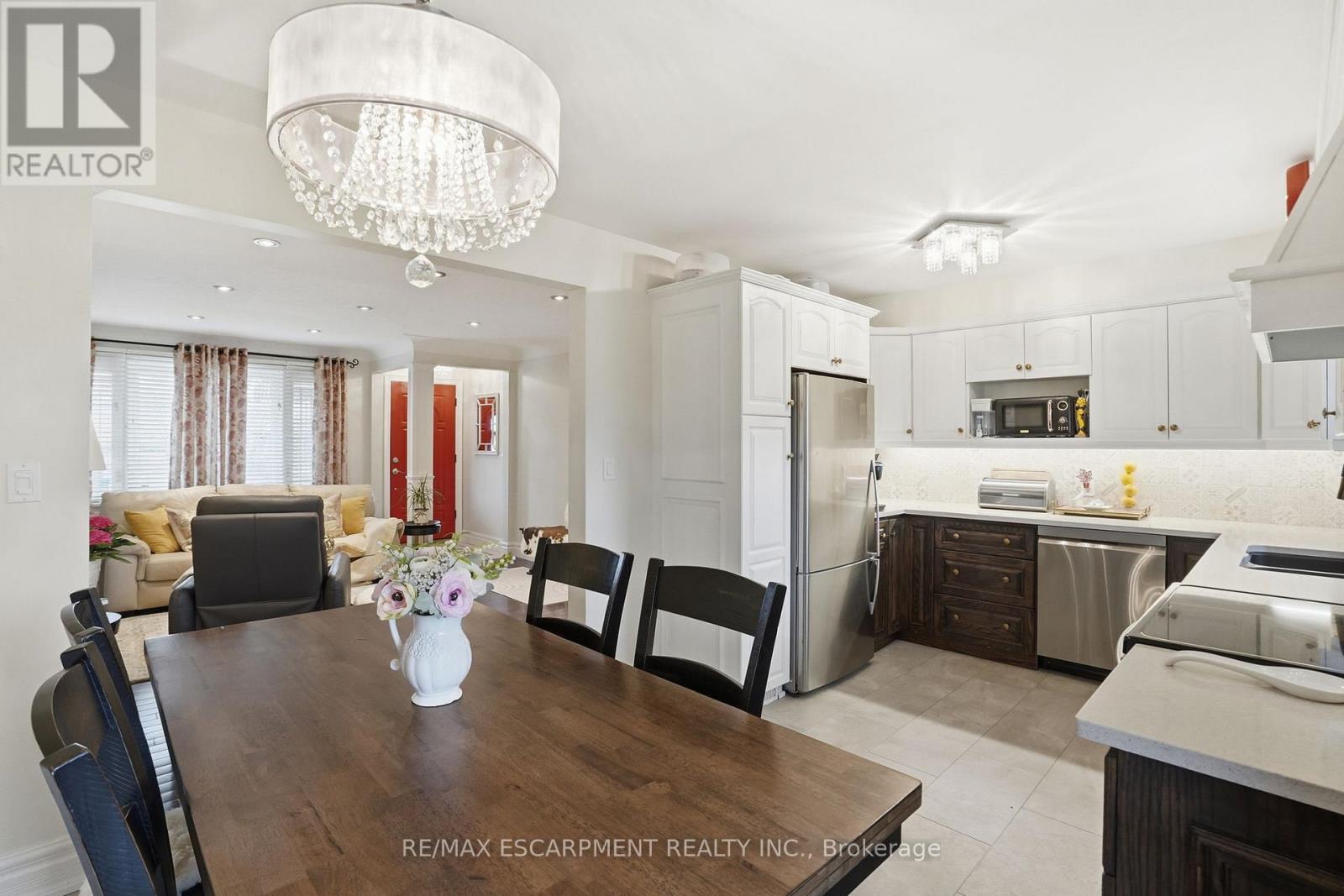 101 Organ Crescent, Hamilton (Huntington), Ontario  L8T 1Y8 - Photo 12 - X12975806