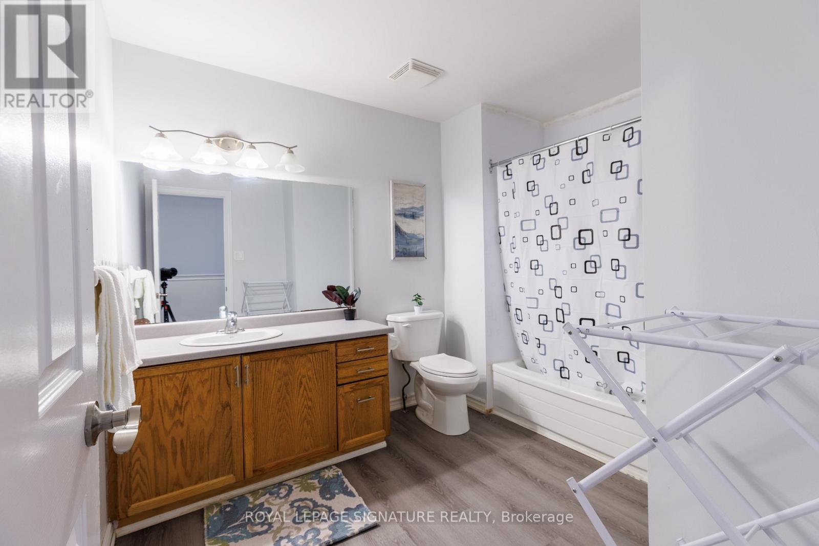 5 - 1570 Richmond Street, London North, Ontario  N6G 4W2 - Photo 14 - X12975820