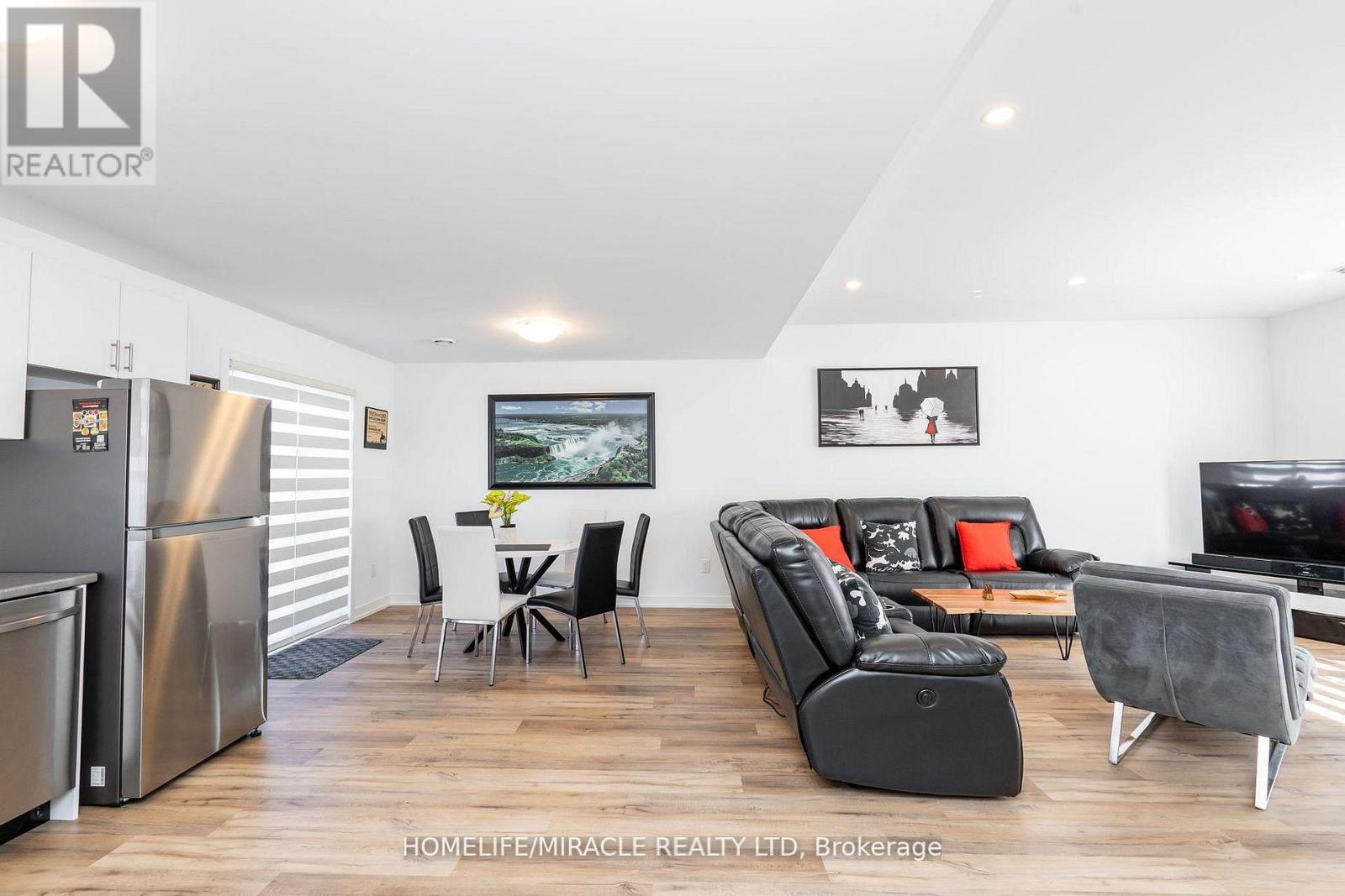 825 - 4263 Fourth Avenue, Niagara Falls, Ontario  L2E 0C2 - Photo 8 - X12975826