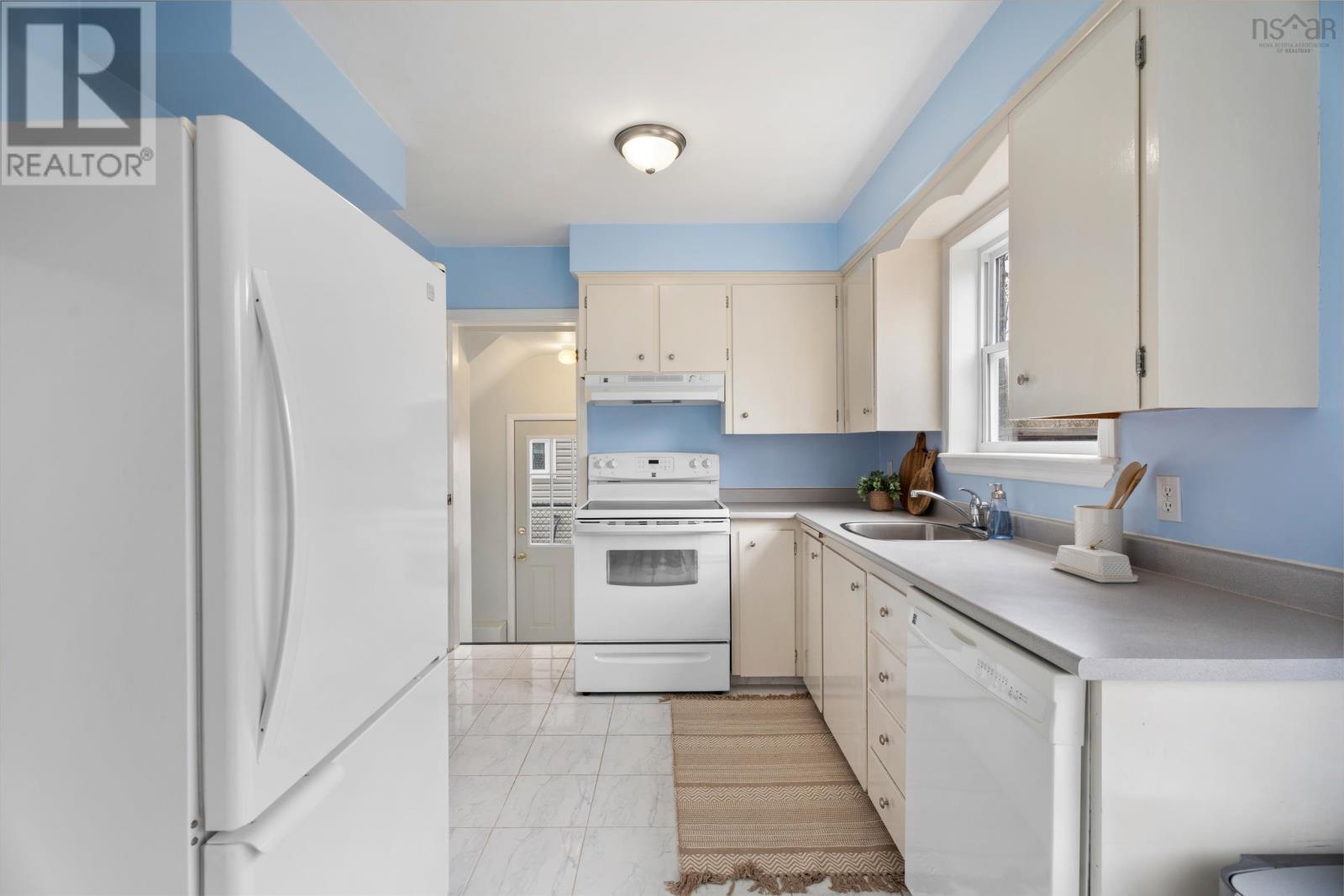 16a Christopher Avenue, Dartmouth, Nova Scotia  B2W 3G3 - Photo 18 - 202606782